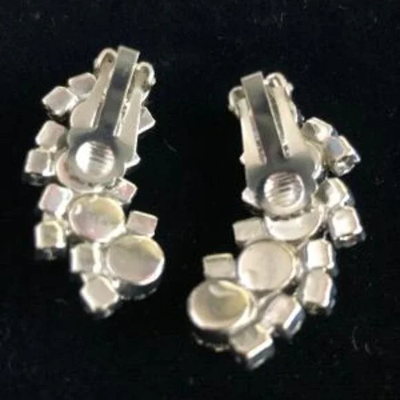 Vintage Rhinestone Bracelet and Clip On Earring Set - Picture 4 of 10